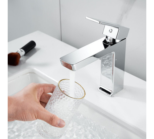 Смеситель для раковины Rose R1801-1, хром