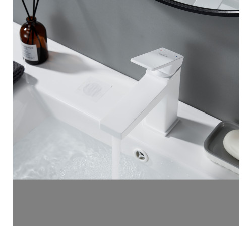 Смеситель для раковины Rose R2801C, белый