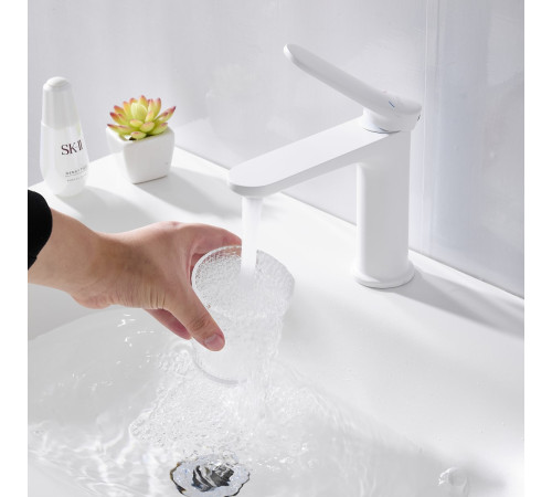 Смеситель для раковины BELZ B10786-8, белый