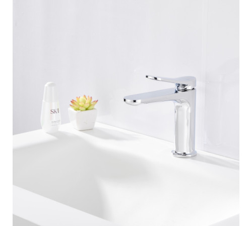 Смеситель для раковины BELZ B10786, хром