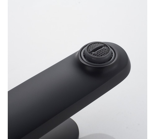 Смеситель для раковины Shevanik S4301H, черный