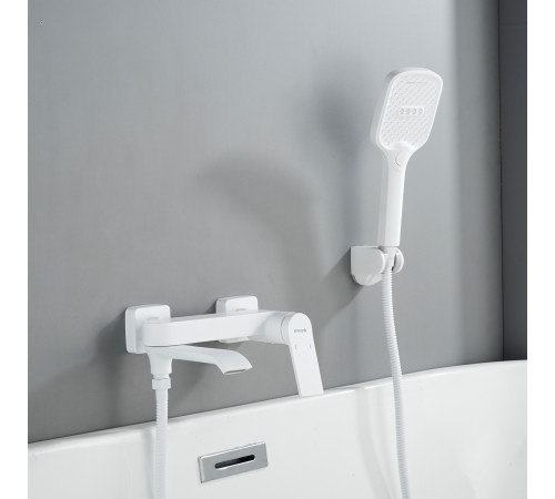 Смеситель для ванны Shevanik S4102C, белый