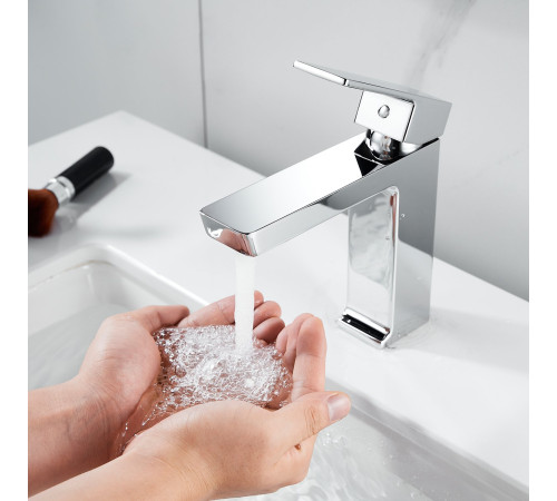 Смеситель для раковины Rose R1801-1, хром
