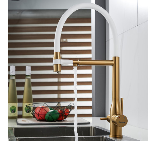 Смеситель для кухни с гибким изливом и подключением фильтра Shevanik S378G, золотой сатин/белый