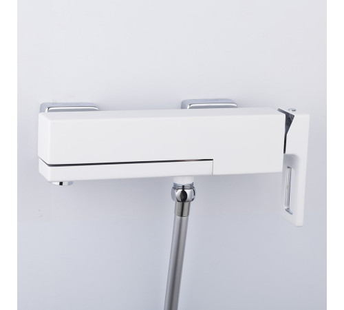 Смеситель для ванны GAPPO G3217-8, белый