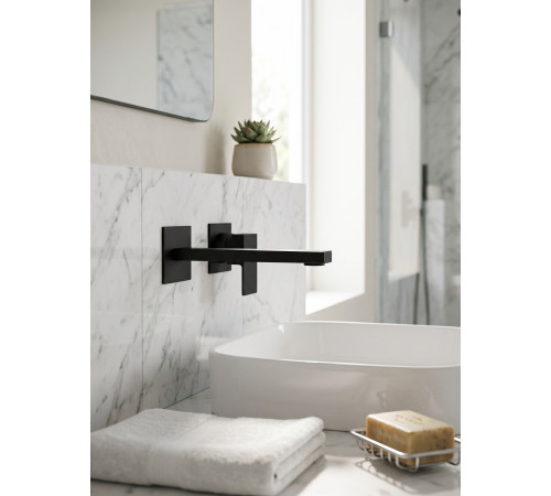 Смеситель для раковины Fiore KUBE 100NN7597, черный